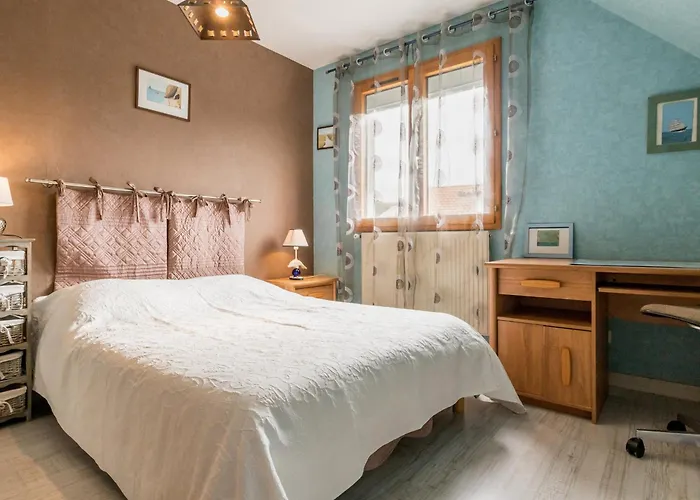 Familial A Avec Jardin, Terrasse, Wifi Et Equipements Bebe - Fr-1-306-1073 بيت للعطل