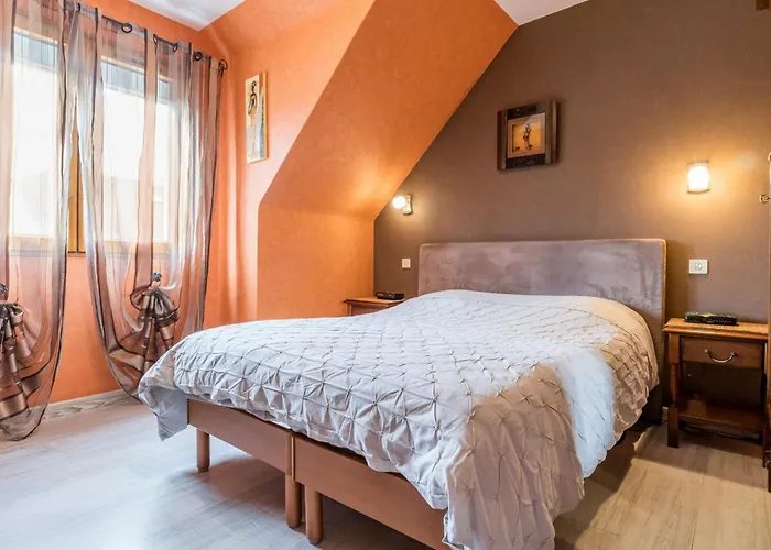 Nyaraló Familial A Avec Jardin, Terrasse, Wifi Et Equipements Bebe - Fr-1-306-1073 *